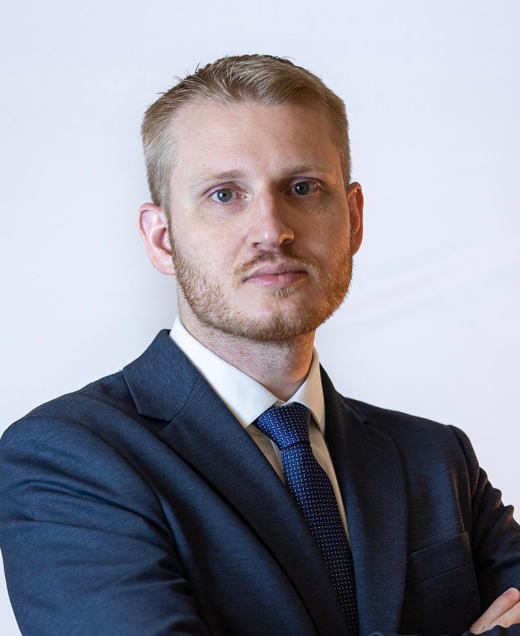 Dr. Paulo Xander, neurocirurgião e cirurgião de coluna